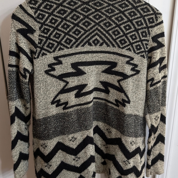 Womens Lightweight Tribal LongSleeve OpenFront Drape Cardigan Loose Casual M - Picture 11 of 15